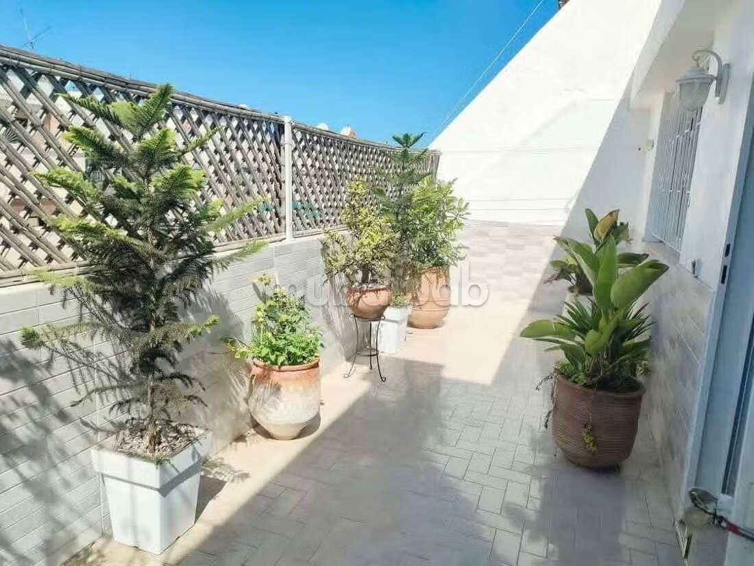 Studio Apartment 50 m² for Rent in Casablanca — Photo 312