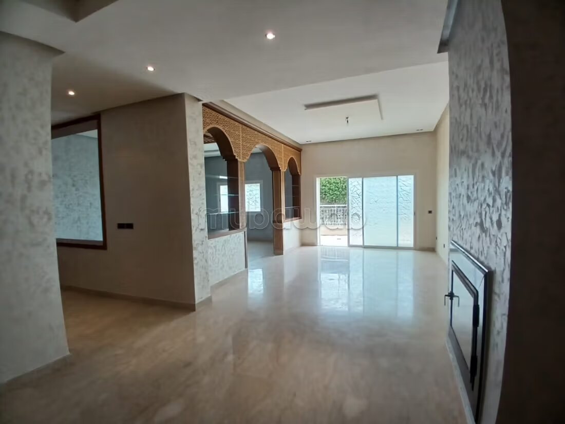240 m² Apartment for Rent in Rabat (Hay Ryad) — Photo 7
