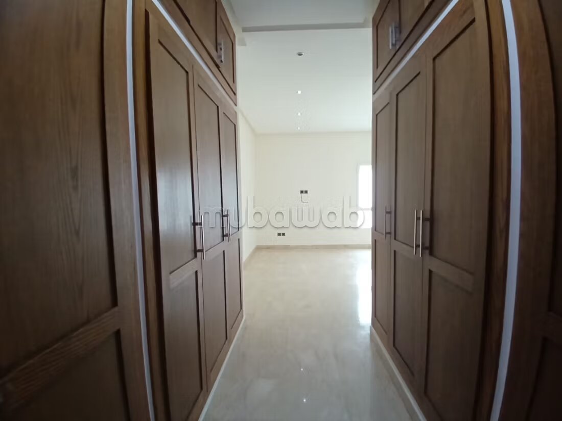 240 m² Apartment for Rent in Rabat (Hay Ryad) — Photo 21