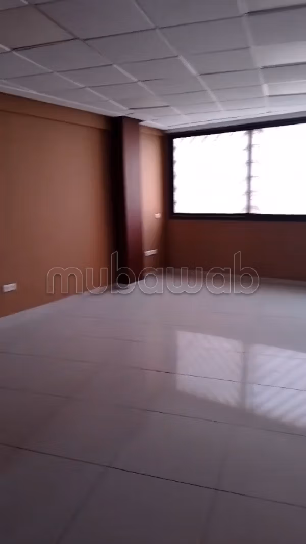 270m² office space for rent in Marrakech — Photo 4