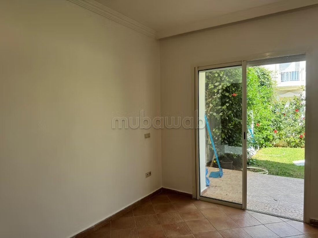 Villa 240 m² à louer à Dar Bouzza, Casablanca — Photo 7