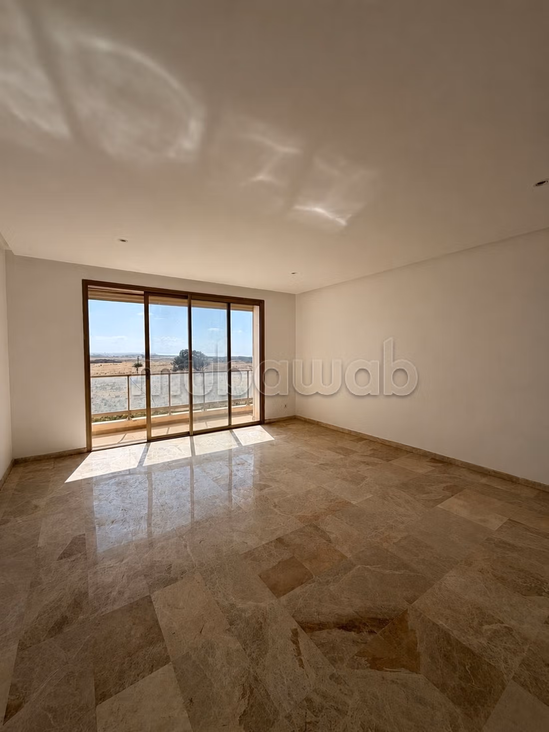 Apartment 110 m² for rent in Ain Diab Extension — Photo 4