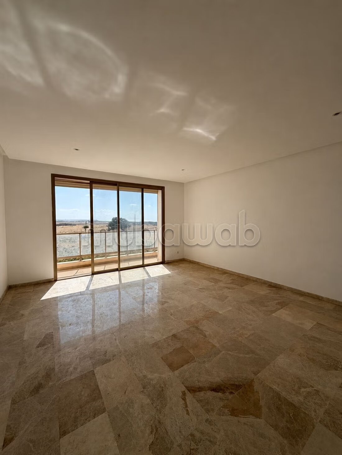 Apartment 110 m² for rent in Ain Diab Extension — Photo 3