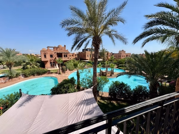Villa 400 m² for rent in Marrakech (Boccara) — Photo 3