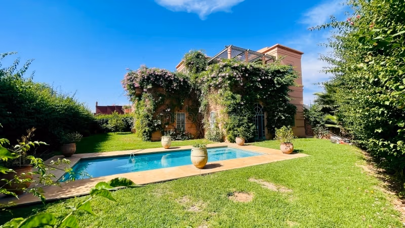 Villa 400 m² for rent in Marrakech (Boccara) — Photo 5