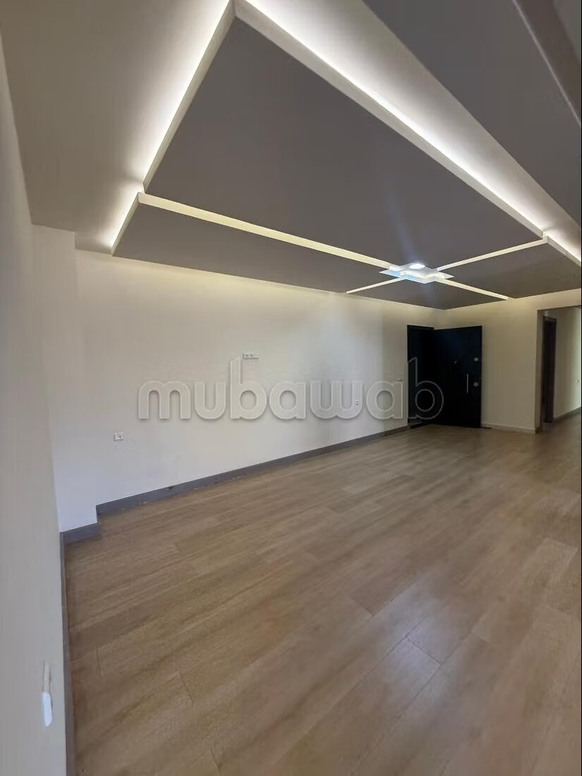شقة 240 م² للإيجار في طنجة (بلازا تورو) — Photo 24