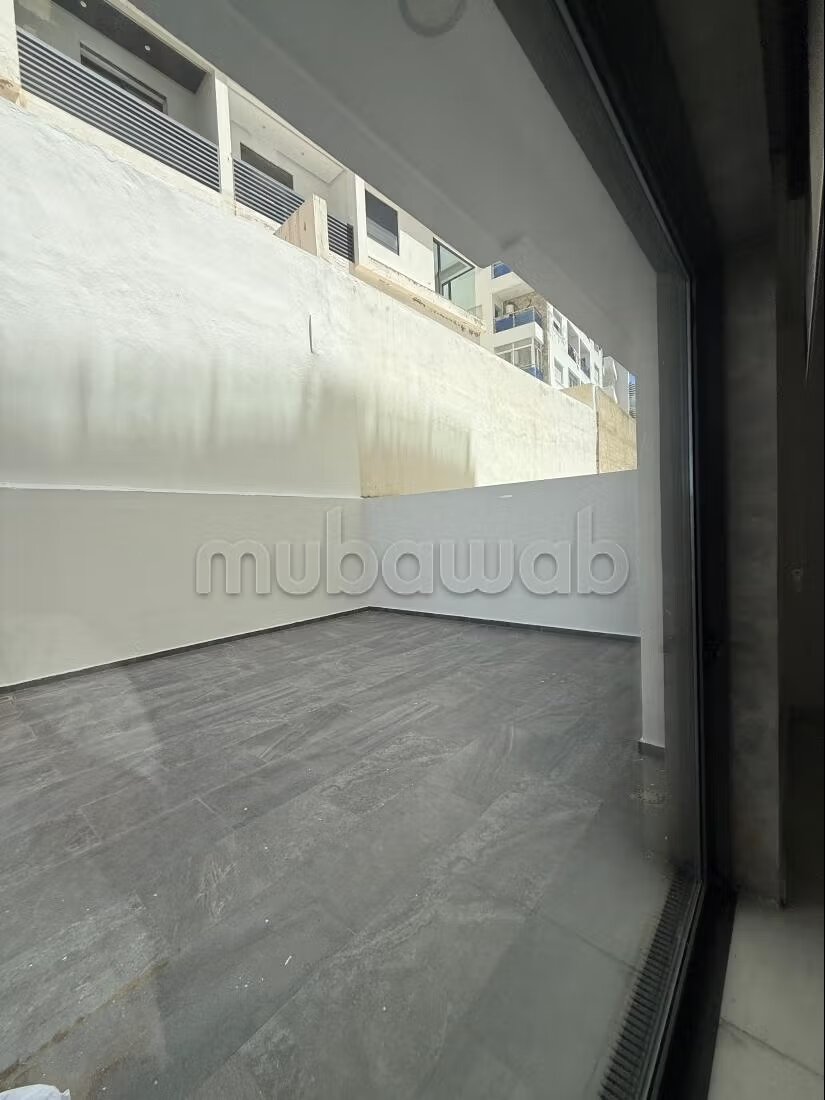 شقة 150 م² للإيجار في طنجة (مالاباتا هيلز) — Photo 12