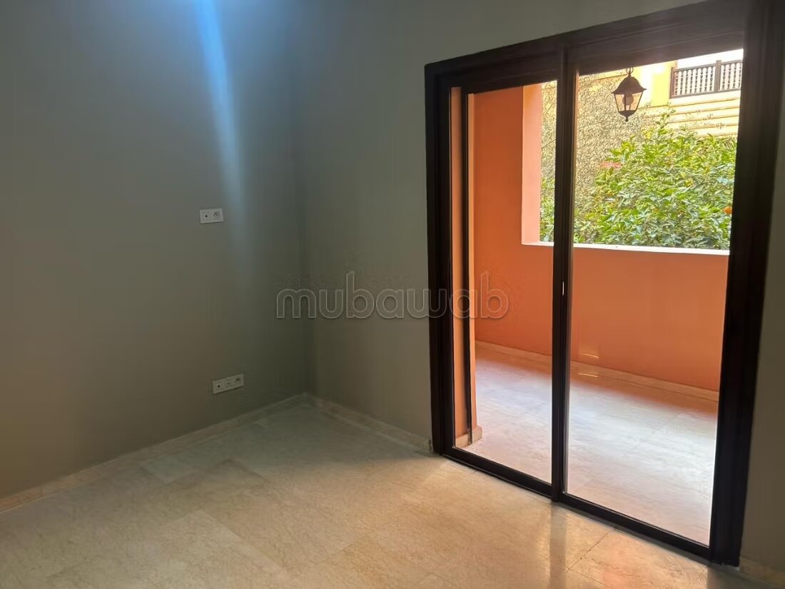 شقة مشمسة 106 م² مع موقف و صندوق - مركز Guéliz — Photo 5