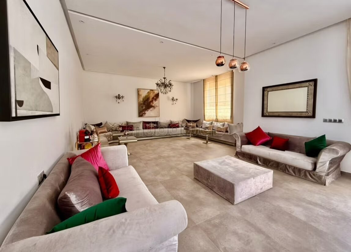 فيلا 650 م² للإيجار في مراكش (أغdal) — Photo 10