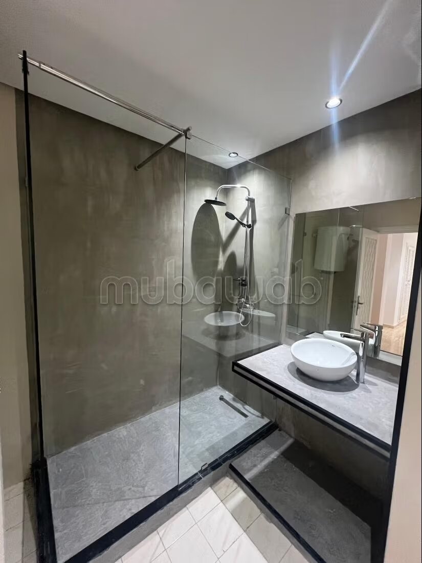 شقة ٢٣١م٢ للايجار في الدار البيضاء — Photo 6