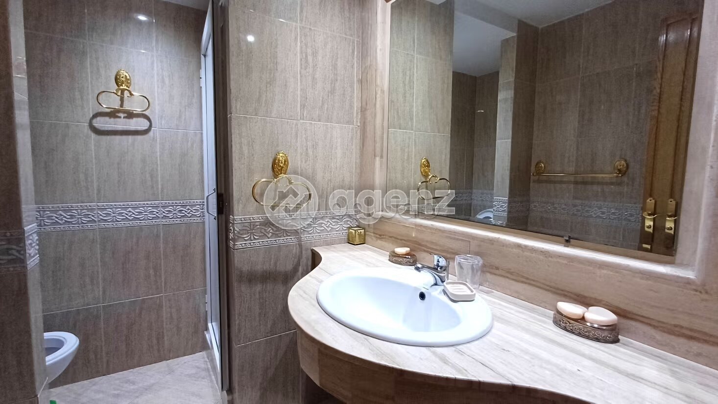 شقة 100 م² للبيع في الدار البيضاء — Photo 235