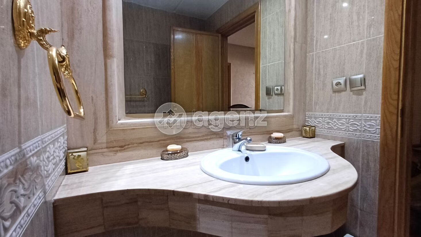 شقة 100 م² للبيع في الدار البيضاء — Photo 236