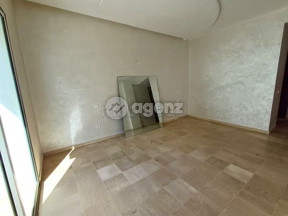 شقة 100 م² للبيع في الدار البيضاء — Photo 260