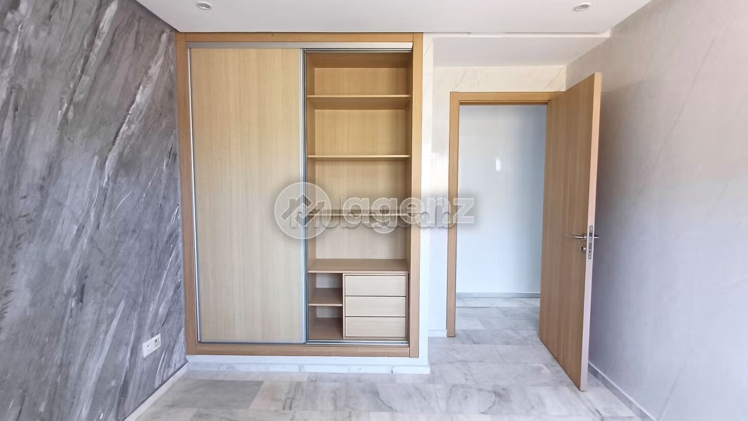 شقة 100 م² للبيع في الدار البيضاء — Photo 273