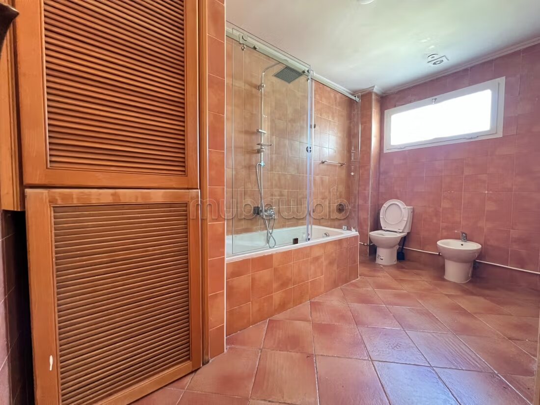 Villa 200 m² à louer à Dar Bouazza, Casablanca — Photo 435