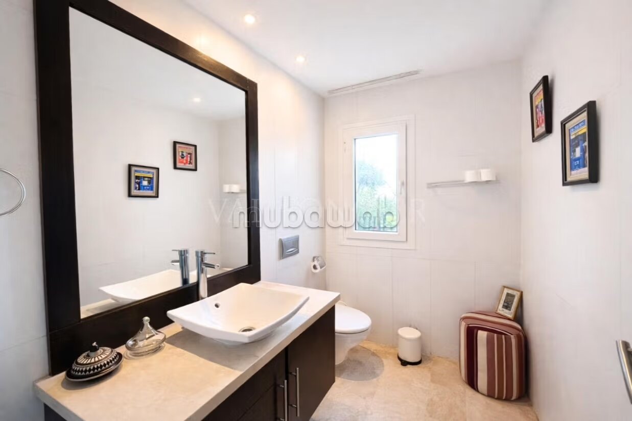 Villa 200 m² à louer à Dar Bouazza, Casablanca — Photo 447