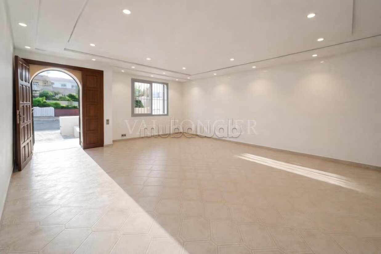 Villa 200 m² à louer à Dar Bouazza, Casablanca — Photo 455