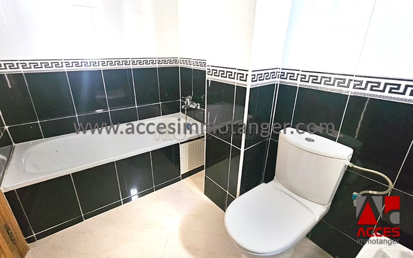 160 m² Apartment with Terrace for Sale in Tangier — Photo 14