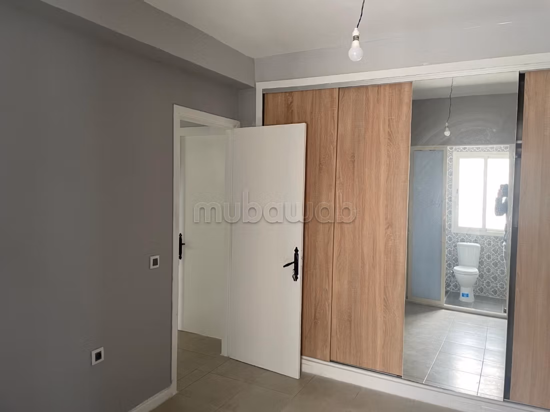Villa 300 m² à louer à Harhoura - 19 000 DH - mois — Photo 10
