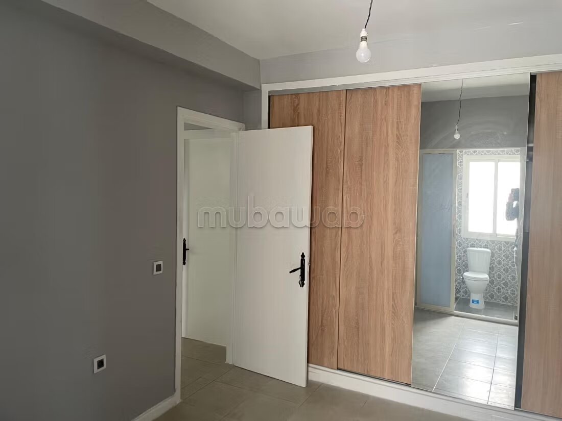 Villa 300 m² à louer à Harhoura - 19 000 DH - mois — Photo 9
