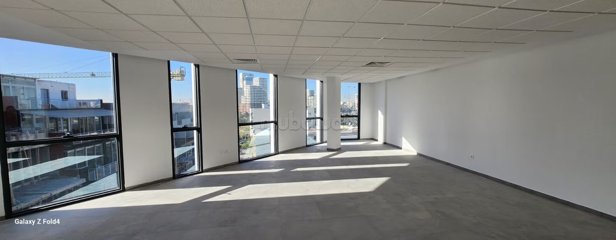 Bureau 81 m² à vendre à Casablanca (Casa Finance City) — Photo 4