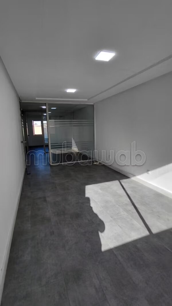 Bureau 81 m² à vendre à Casablanca (Casa Finance City) — Photo 10