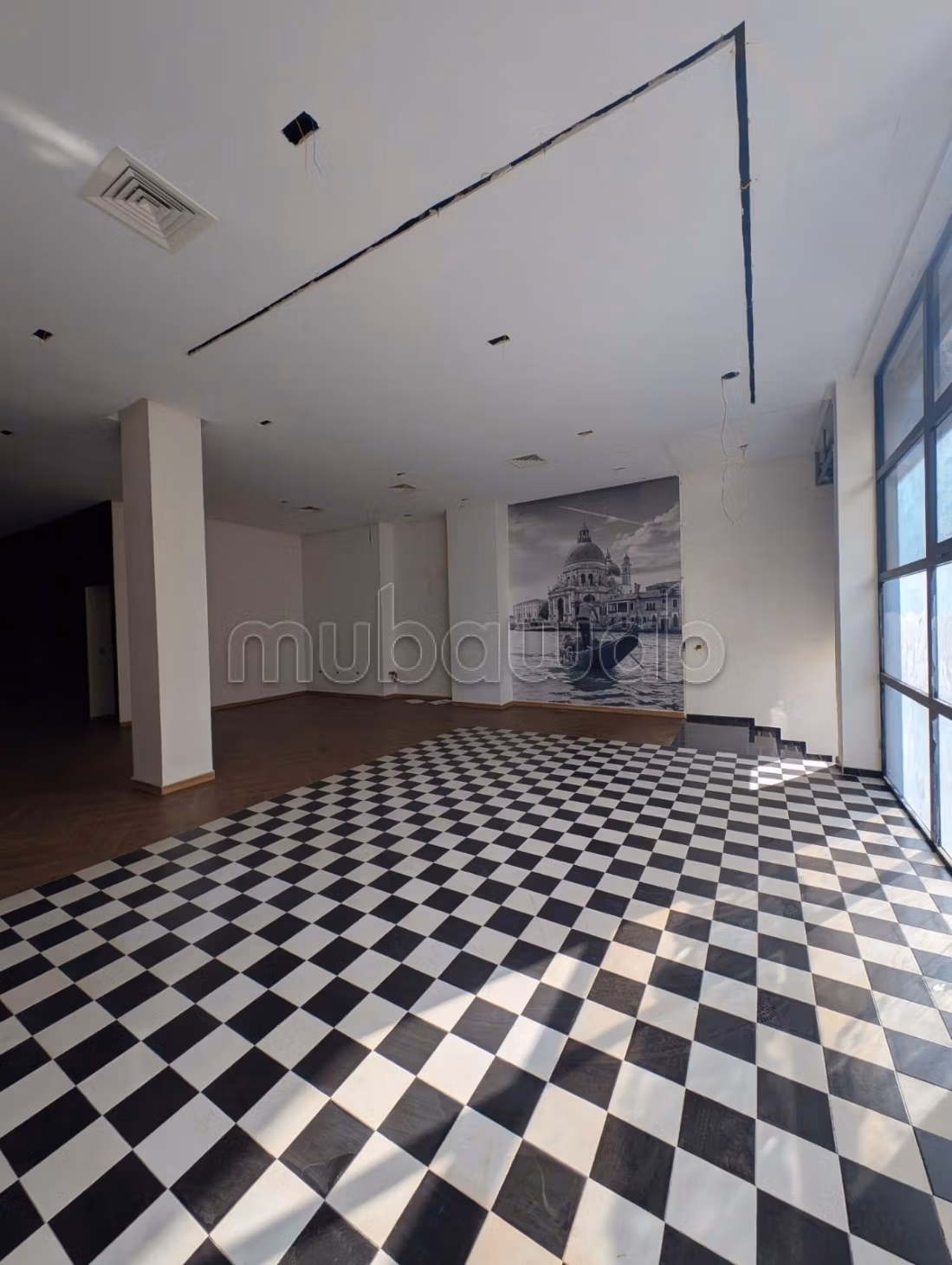 Local commercial 131 m² à louer à Gauthier — Photo 6