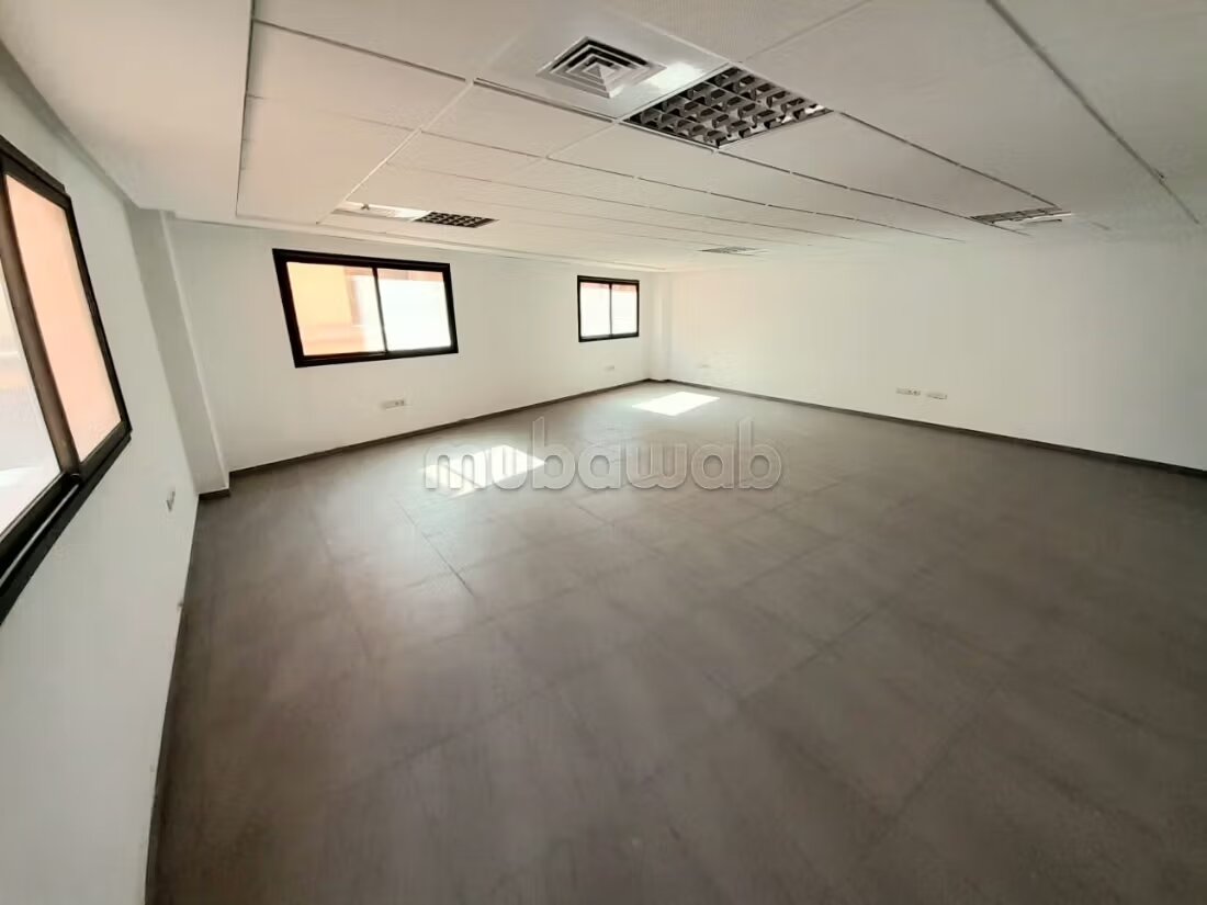 مكتب ٦٨م٢ للإيجار في مراكش — Photo 7