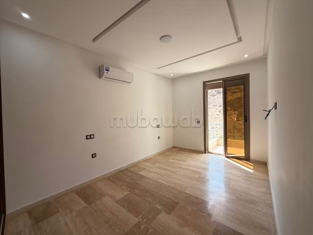 Apartment 80 m² for rent in Marrakech (Victor Hugo district) — Photo 2