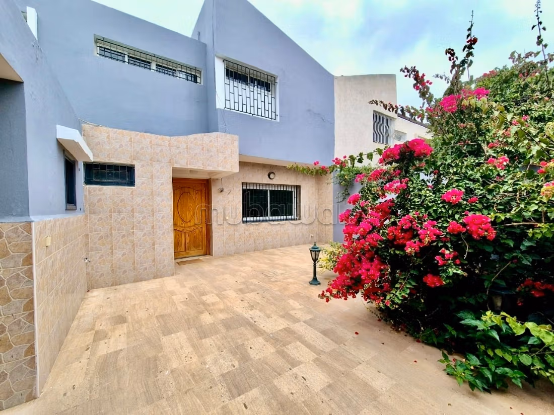 Villa 360 m² à louer à Casablanca CIL — Photo 2