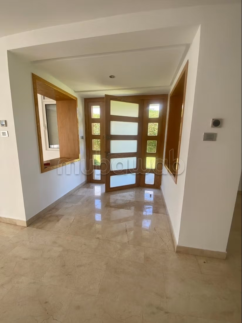 فيلا فاخرة 350 م² للإيجار في الدار البيضاء — Photo 11