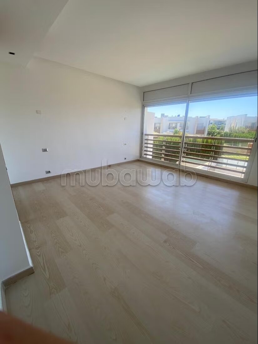 فيلا فاخرة 350 م² للإيجار في الدار البيضاء — Photo 38