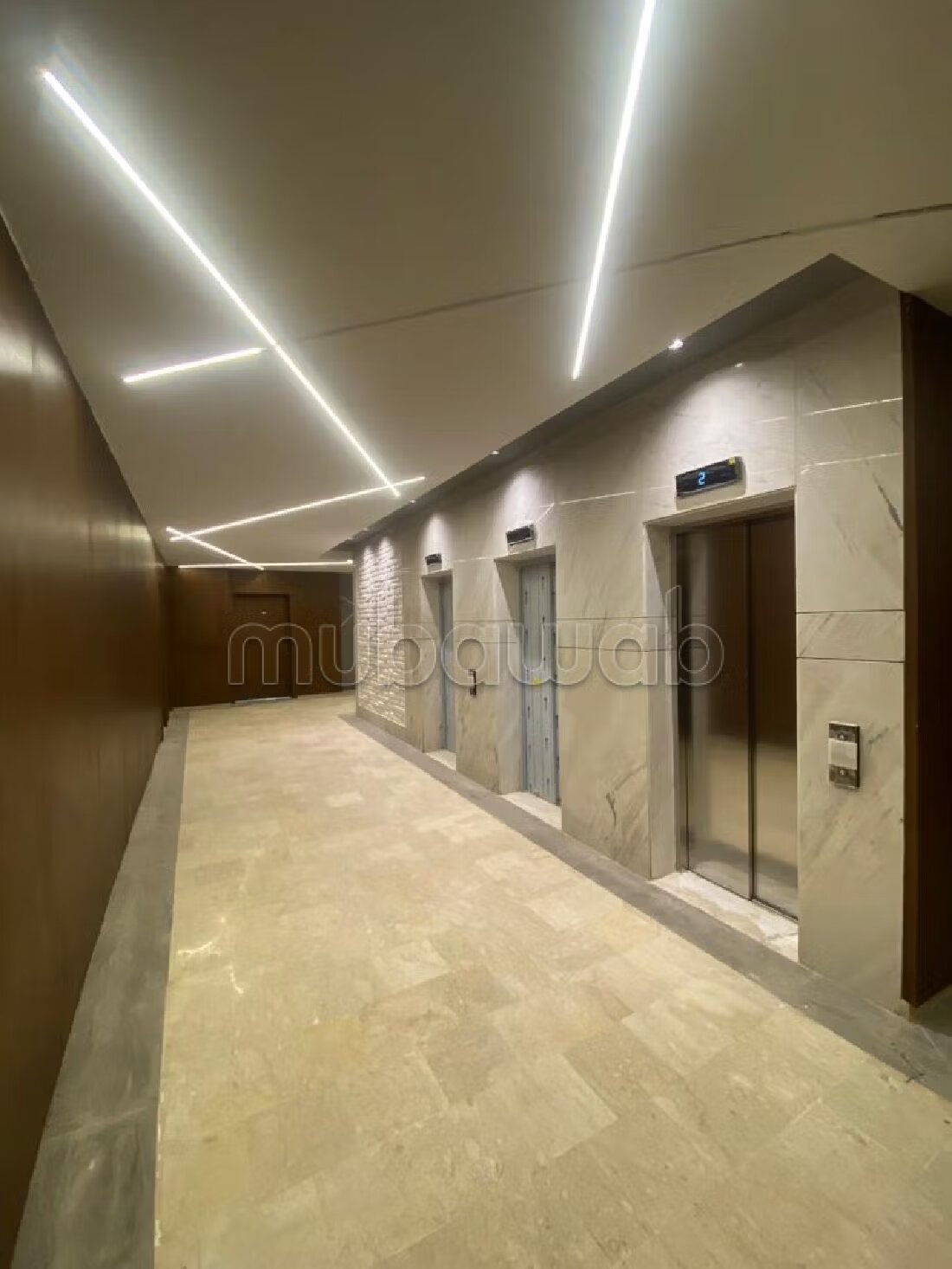 مكتب فاخر للإيجار في الدار البيضاء – 154 م² — Photo 101