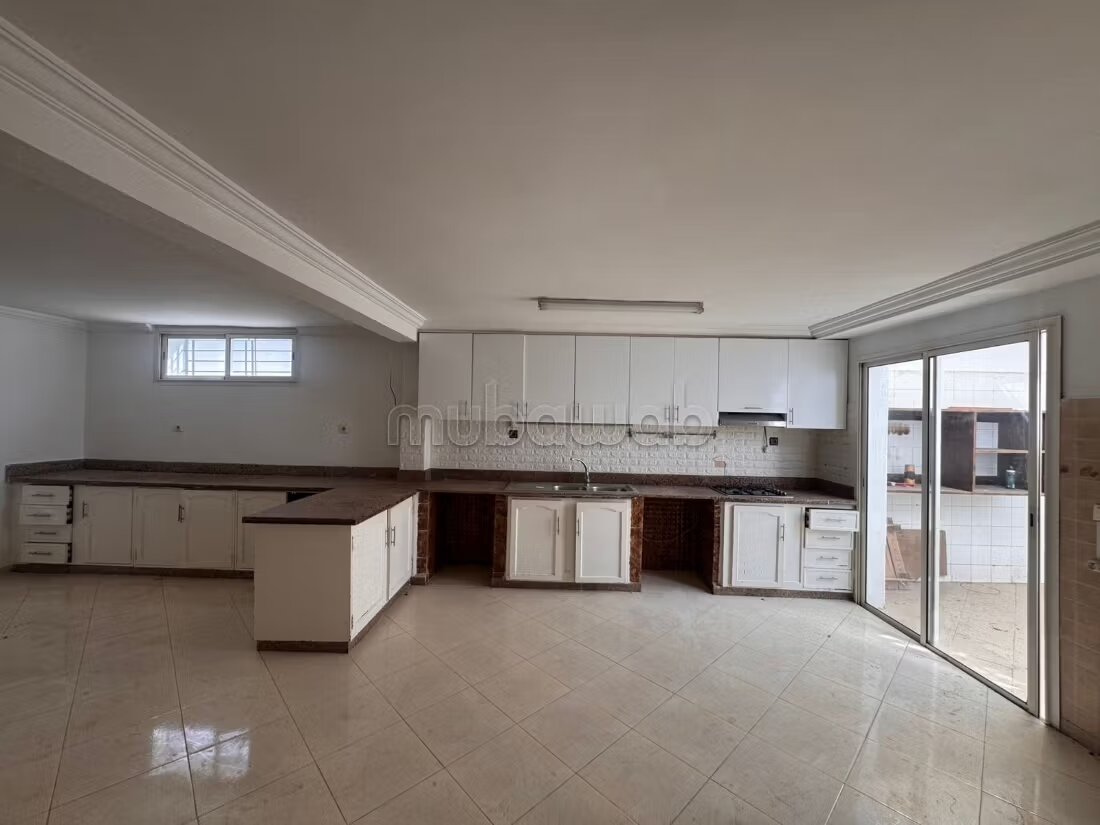 Triplex villa 290 m² for rent in Harhoura — Photo 17