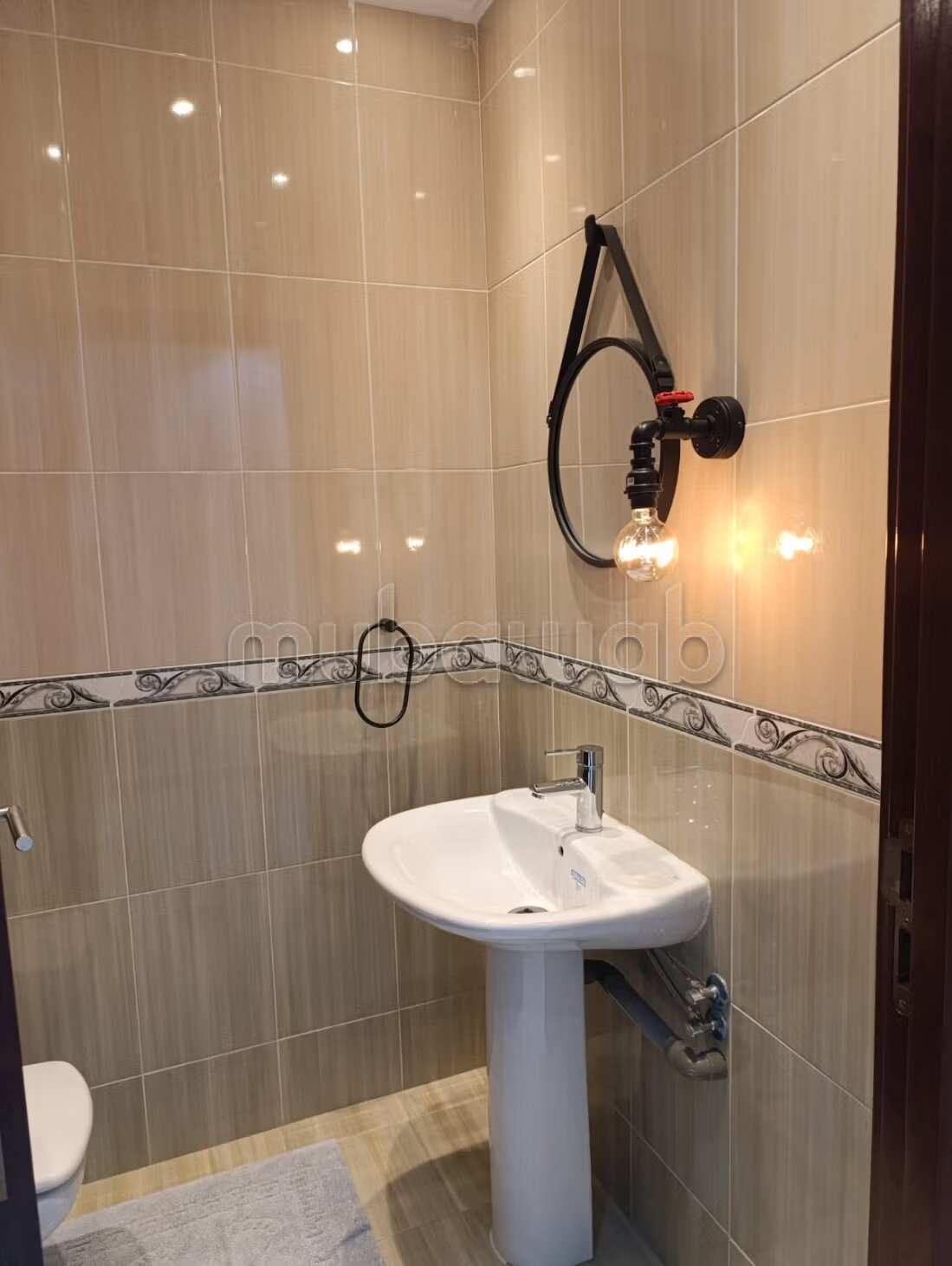 Appartement 130 m² à louer à Tanger (La Corniche) — Photo 9