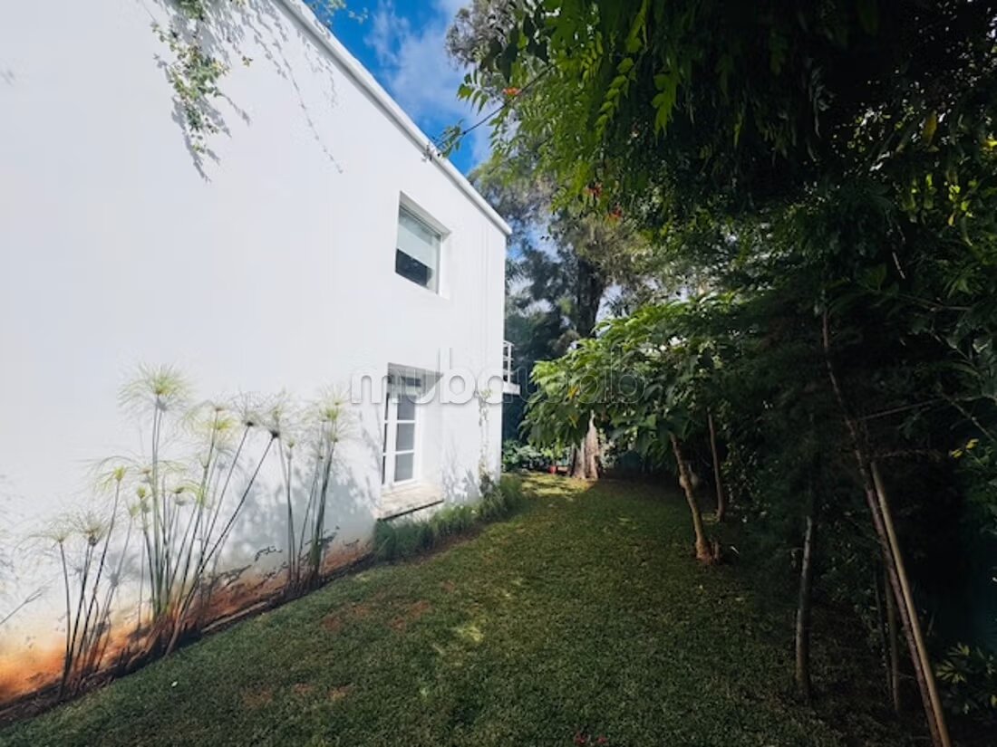 Villa atypique 400 m² à louer à Casablanca — Photo 3