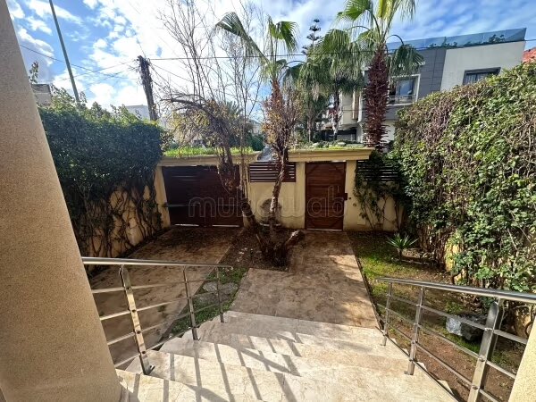 Villa atypique 400 m² à louer à Casablanca — Photo 15