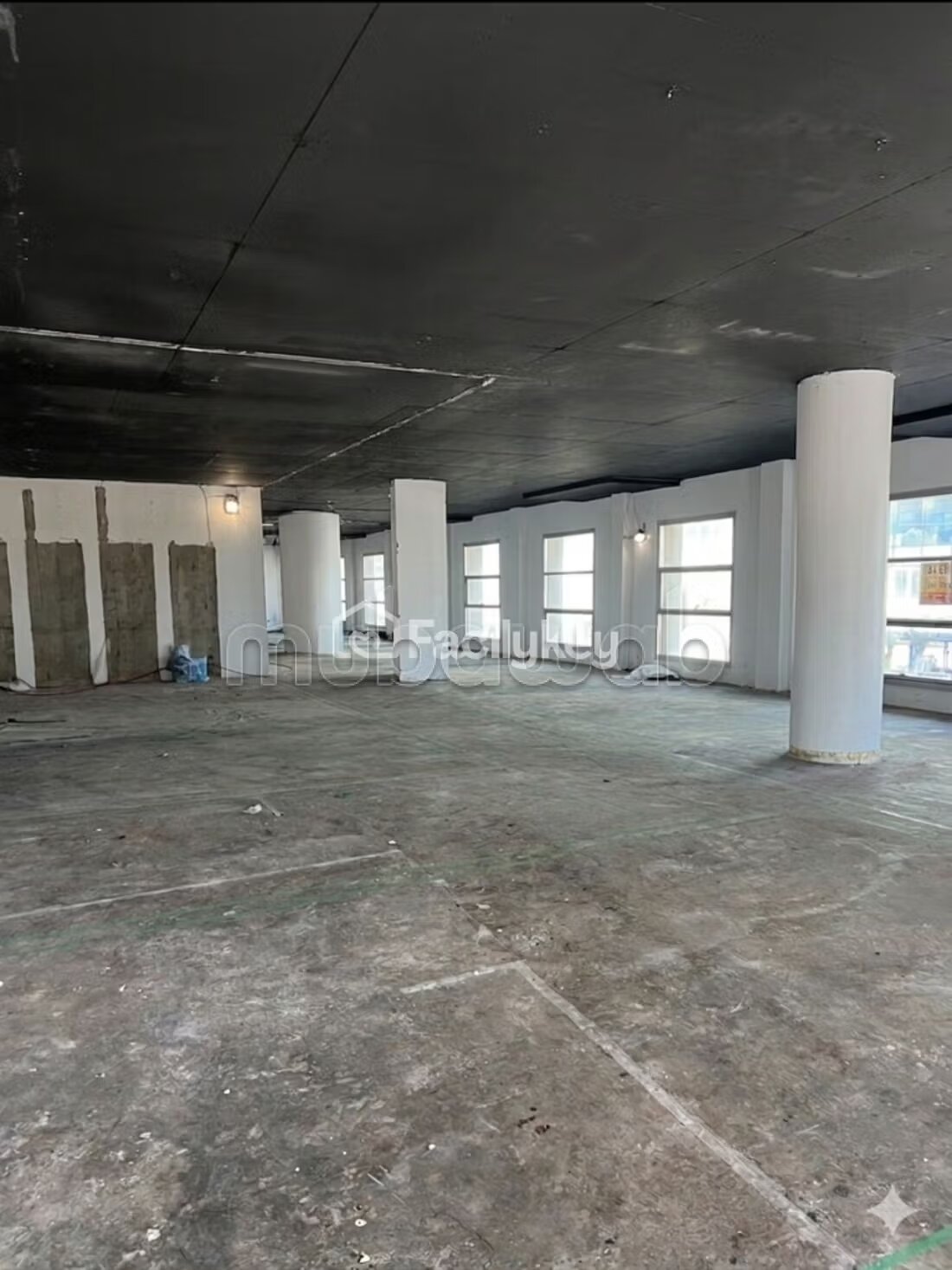 Bureau 662 m² à louer à Casablanca — Photo 3