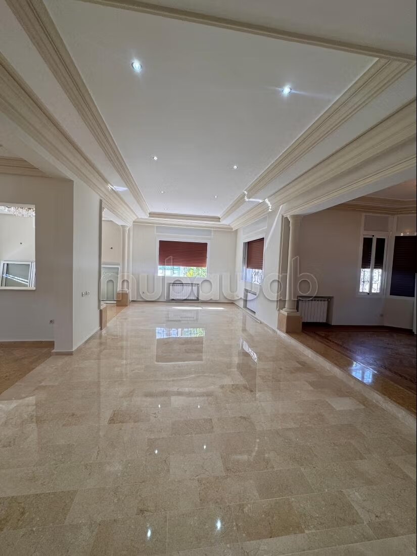 Villa 300 m² for rent in Tangier (Jebel Kbir) — Photo 4
