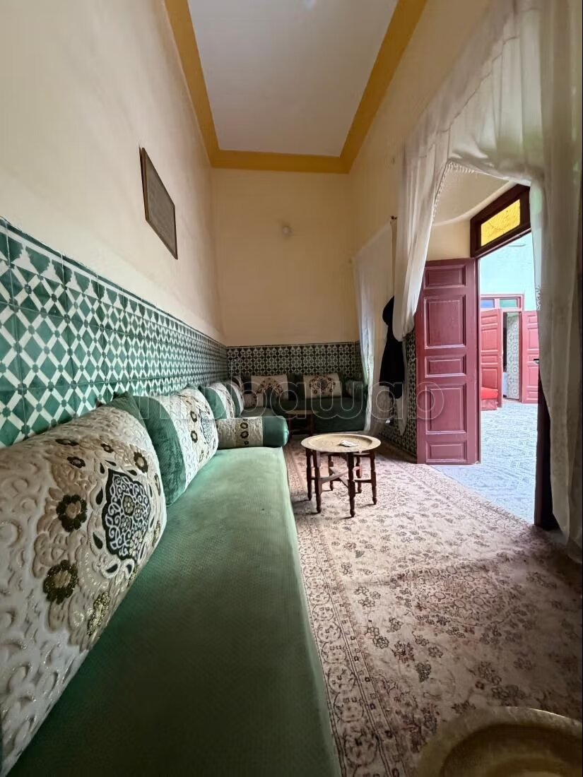 رياض 200 متر مربع للبيع في مراكش - 7 غرف تحتاج إلى تجديد — Photo 9