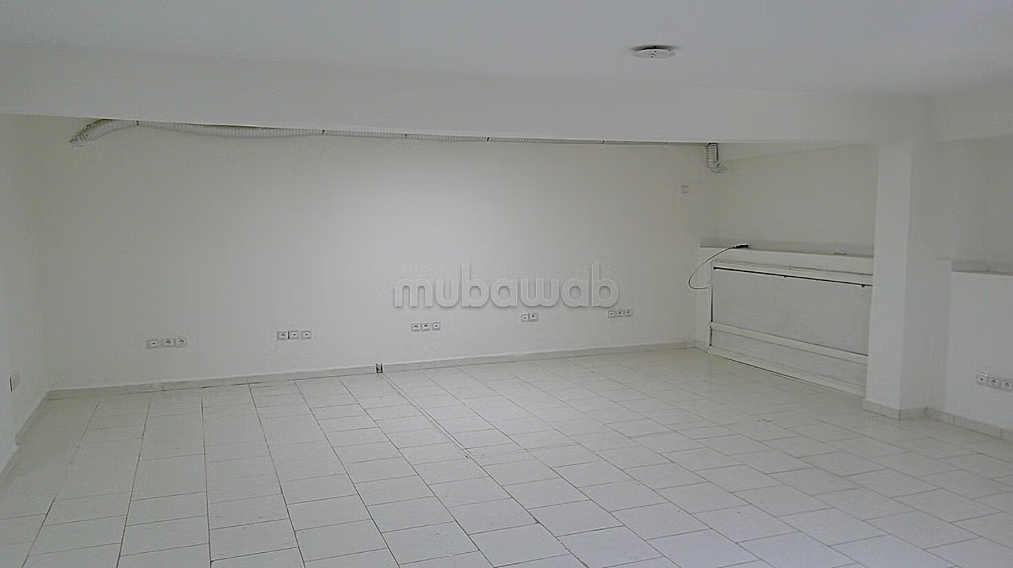 Office 70 m² for rent in Marrakech — Photo 11