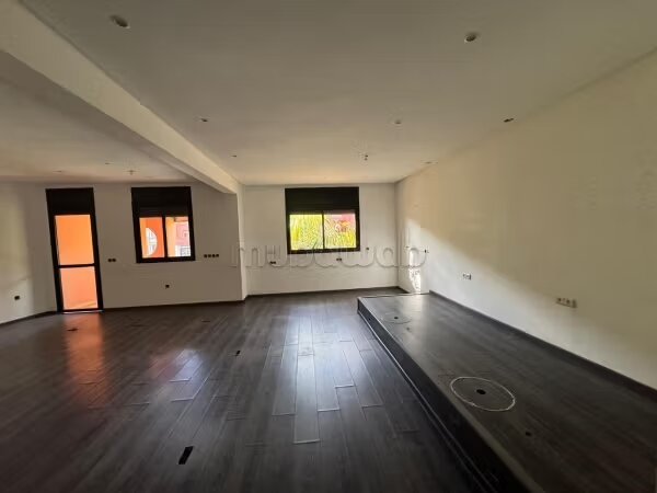 Office 70 m² for rent in Marrakech — Photo 18