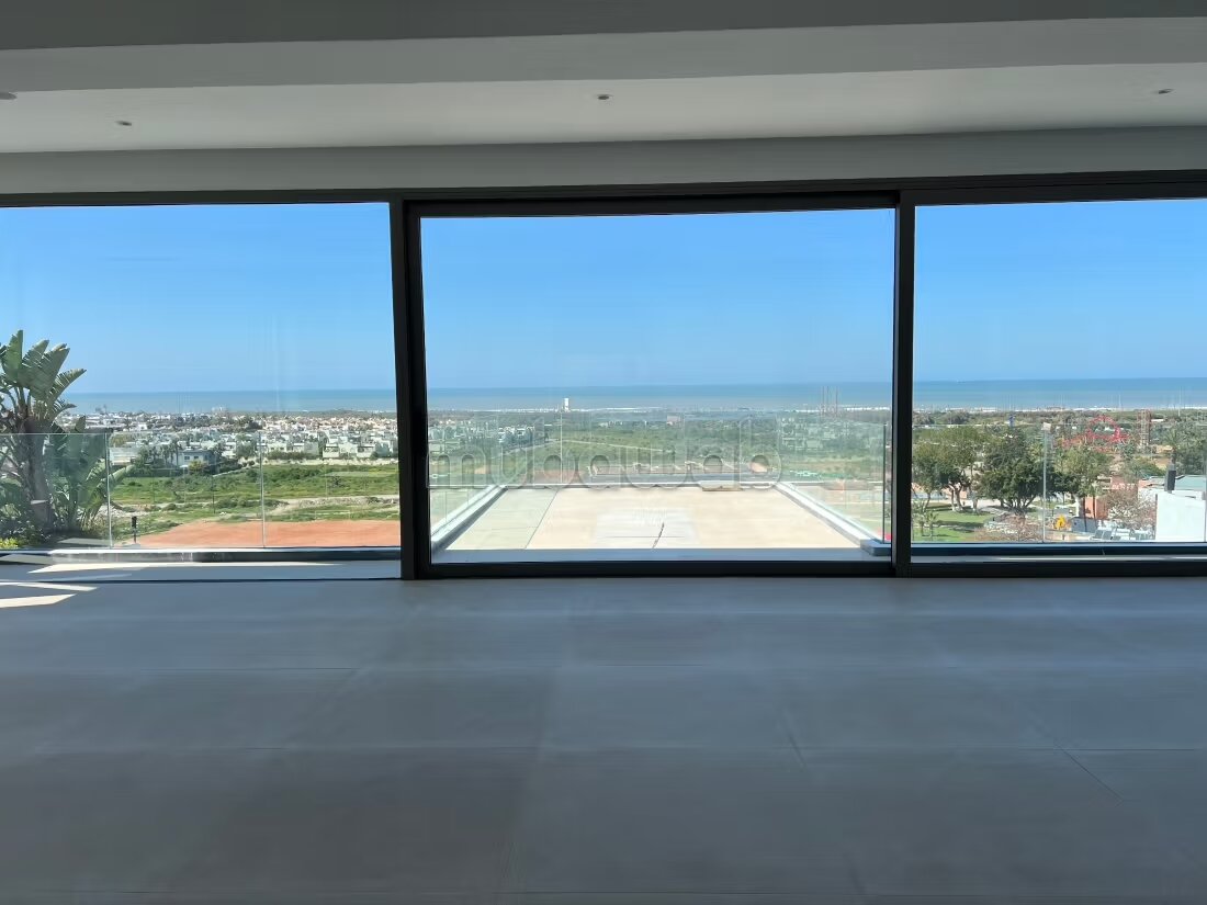 Villa 860 m² à vendre à Ain Diab — Photo 3