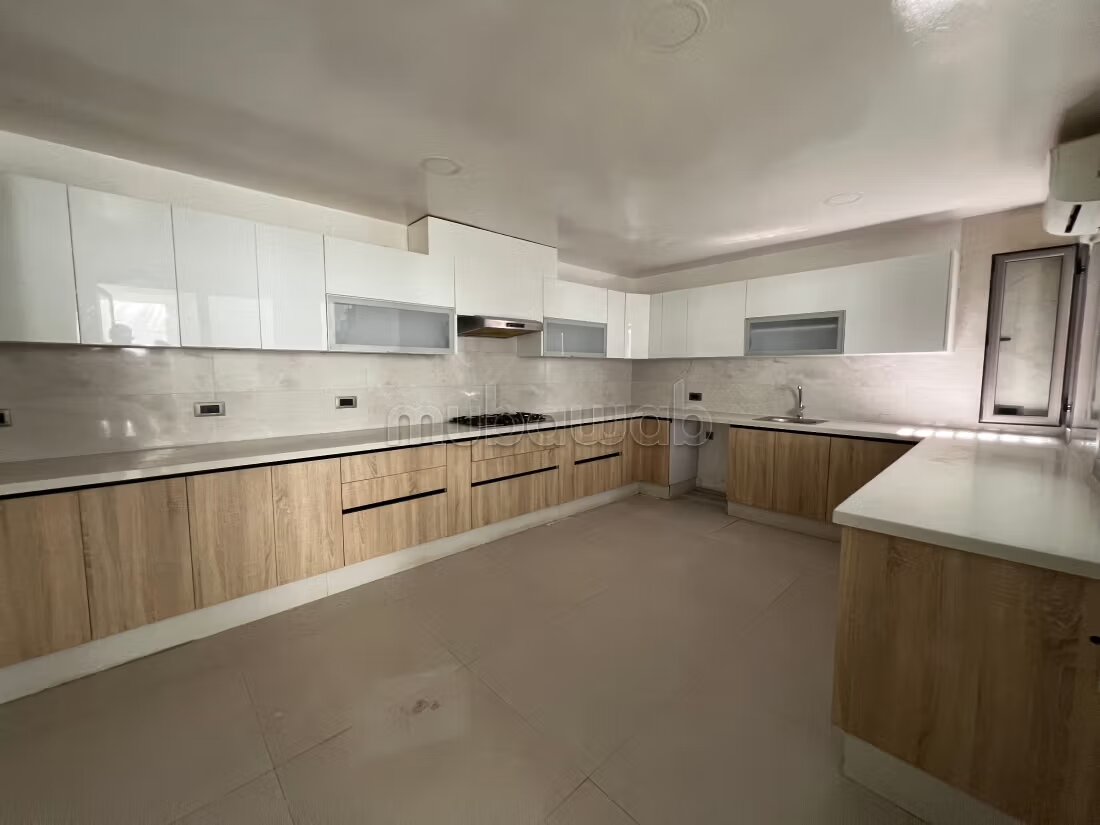 Villa 860 m² à vendre à Ain Diab — Photo 7