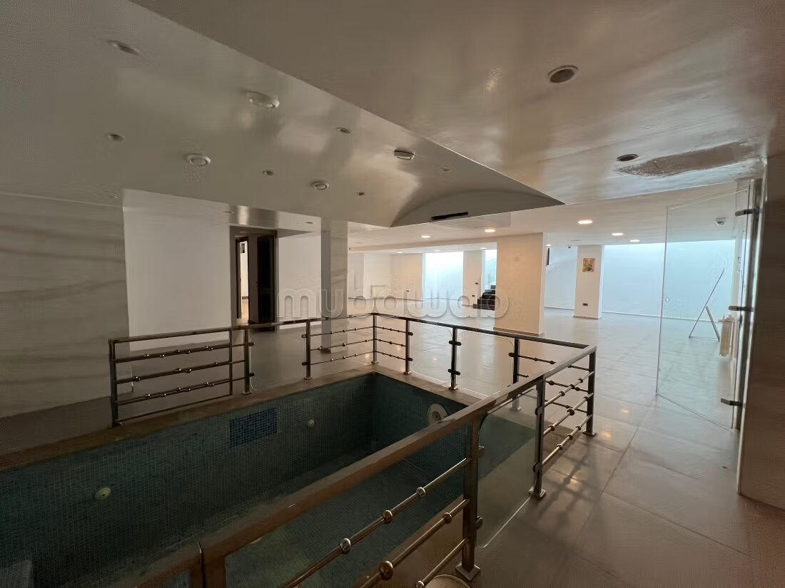 Villa 860 m² à vendre à Ain Diab — Photo 9