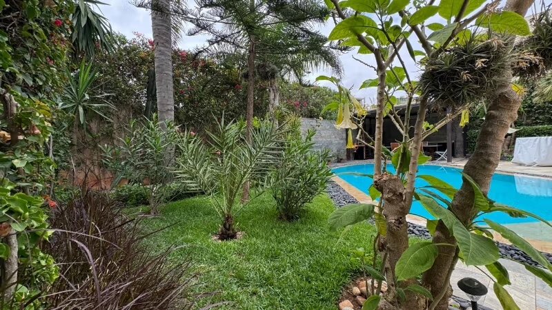 Villa 860 m² à vendre à Ain Diab — Photo 13