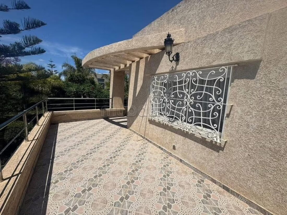 Villa 420 m² à vendre à Bouskoura — Photo 16