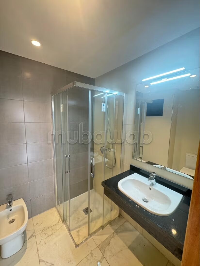 Appartement 130 m² à louer à Rabat — Photo 14