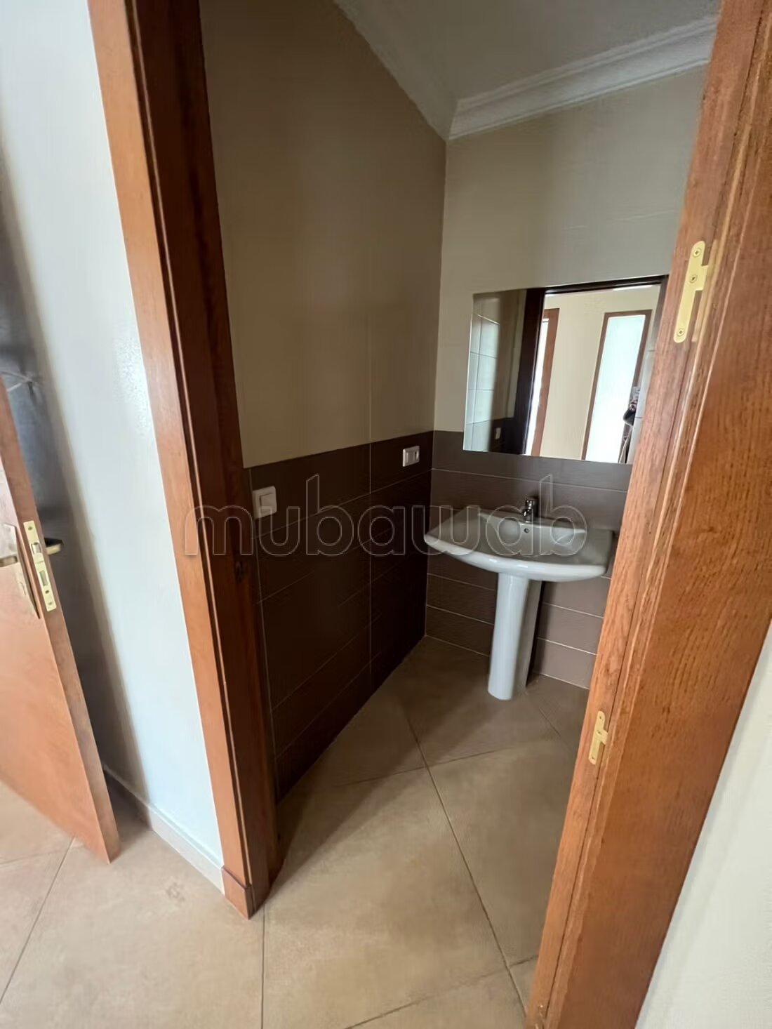 مكتب 200 م² للإيجار في طنجة — Photo 14