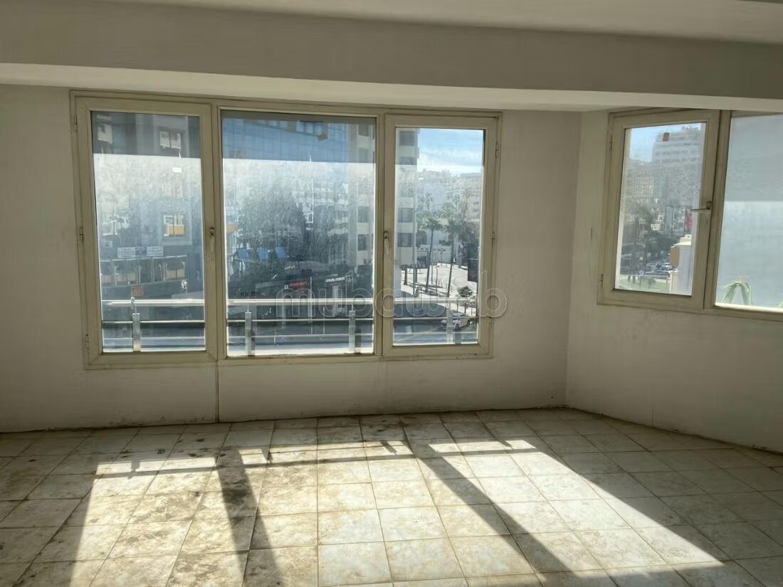 فيلا 1821 متر مربع للبيع في الدار البيضاء — Photo 2